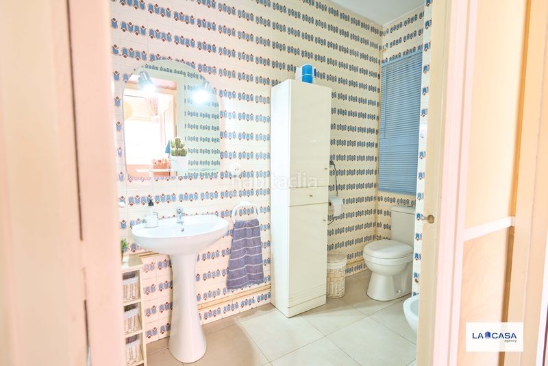 Foto 291f60d2-f786-449d-90f4-e687de269436. Piso en La Bordeta Barcelona