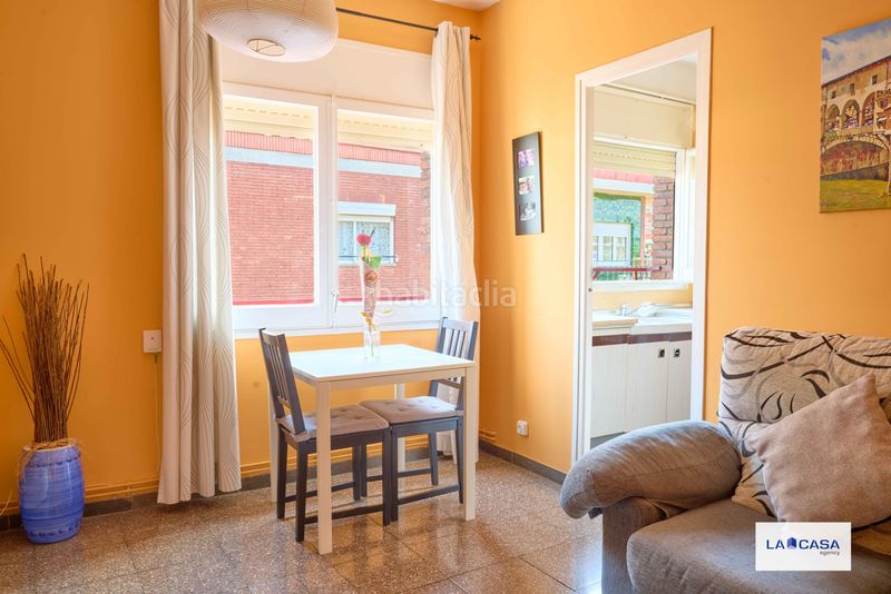 Foto 3e44893c-704c-496d-992d-a5680b8953ab. Piso en La Bordeta Barcelona