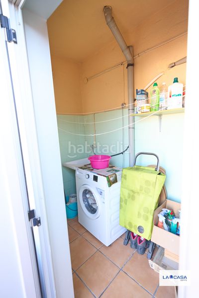 Foto aa53883b-061f-498a-820a-51d692fc5c9d. Piso en La Bordeta Barcelona