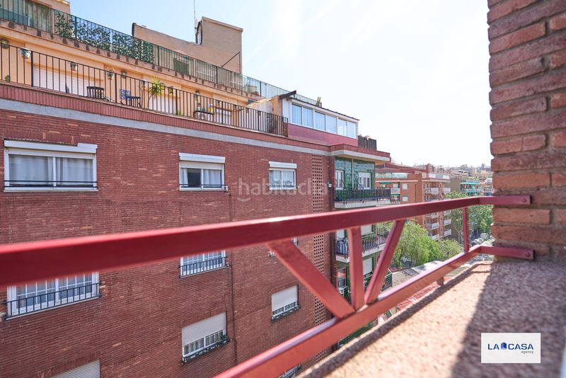 Foto bab13bc2-bdf0-4912-8c9f-51edbc36e604. Piso en La Bordeta Barcelona