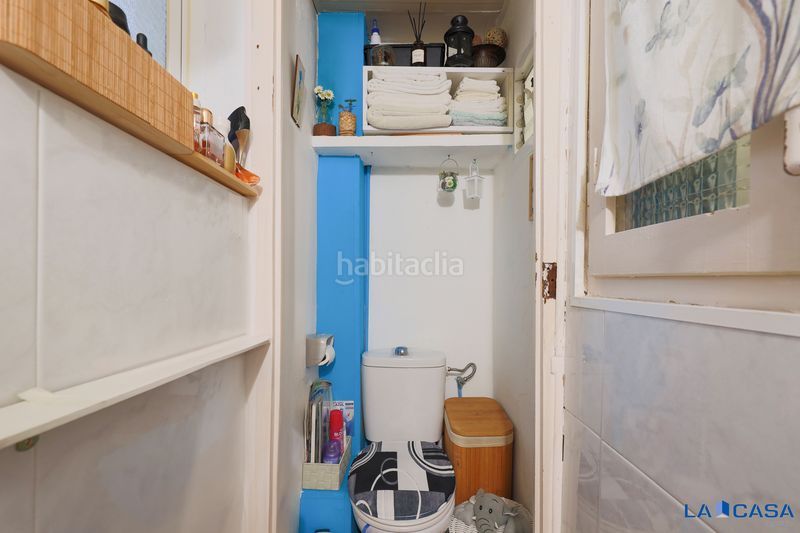 Foto 60dd3925-d13e-4ca4-be96-b81353e40598. Pis a Sants Barcelona