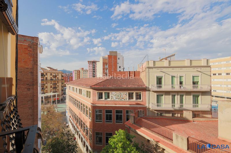 Foto d4062bf2-8226-4b0f-bc06-6c5fb6032f16. Pis a Sants Barcelona