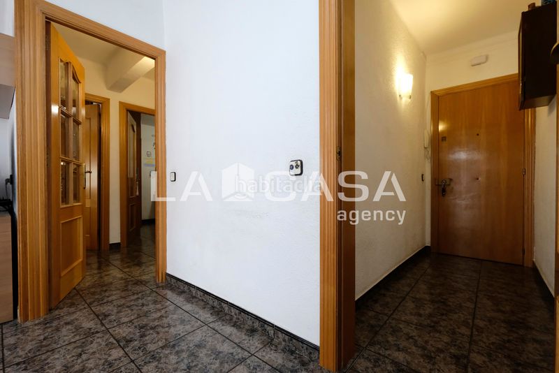 Foto a659cdd2-ced0-4850-bf09-d292fa58ab3b. Piso en Porta Barcelona
