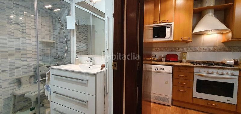Foto 476aa1a0-c392-4549-a042-0dc0ff195a1c. Piso en El Camp de l´Arpa del Clot Barcelona