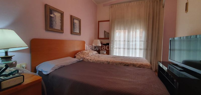 Foto 94997315-c04e-4369-84c2-6a1e1ce7dd80. Piso en El Camp de l´Arpa del Clot Barcelona