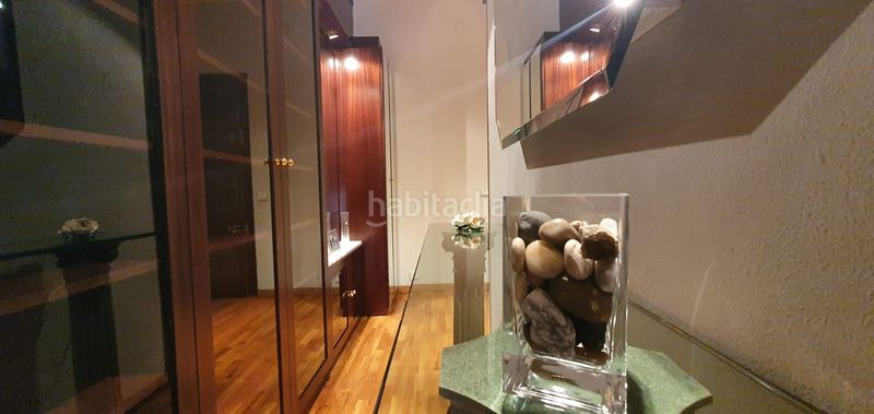 Foto cd17bf88-0e87-43c3-81fc-11ae43c9845c. Piso en El Camp de l´Arpa del Clot Barcelona