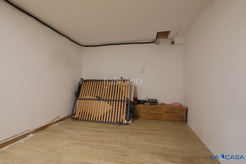 Foto 117ab8bd-2bc0-41c0-aeca-d23a997738e8. Planta baixa a Hostafrancs Barcelona