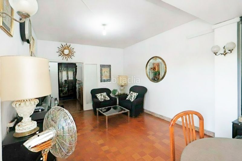 Foto 3a758018-1944-44b3-bddb-bb0c18023629. Piso en Sant Antoni Barcelona