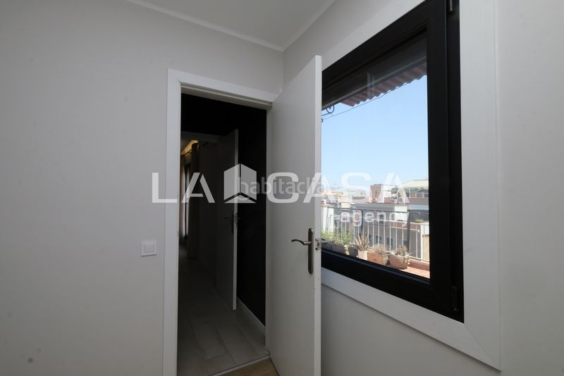 Foto a9bca5c5-a7d0-47f4-9551-b429c40612e3. Àtic amb calefacció a Porta Barcelona