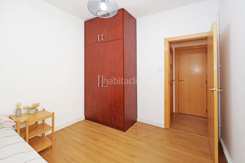Foto af79ce63-6678-49b6-be14-d027ad0724b4. Piso en Sants Barcelona