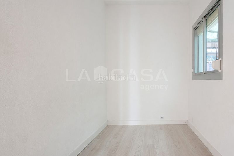 Foto 05da7ca2-5ba7-4121-8061-79036016ce51. Pis a Provençals del Poblenou Barcelona
