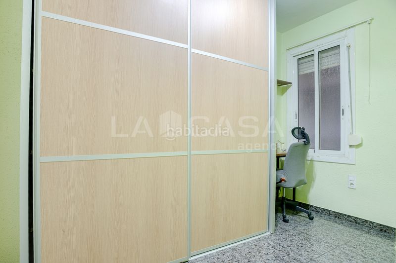 Foto c04d5370-55be-48b2-b215-47667007177f. Pis a Provençals del Poblenou Barcelona