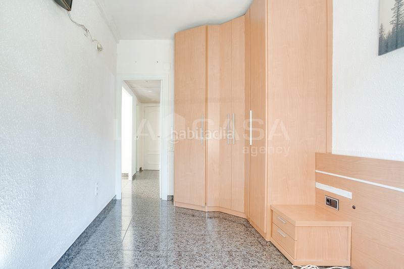 Foto df3f1da4-9eaf-4585-8832-9f15bc7b83d4. Pis a Provençals del Poblenou Barcelona