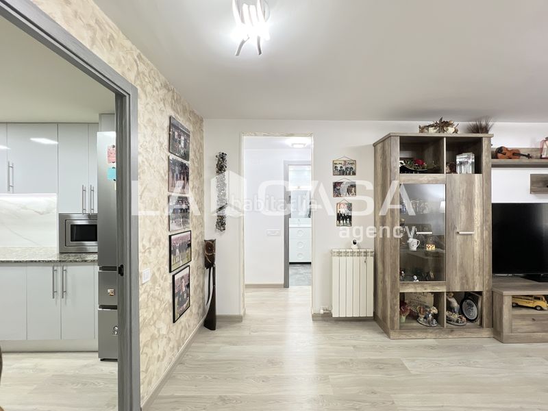 Foto aa6fdbce-5f1a-447f-87c8-7661764c8105. Piso en Sant Llorenç Terrassa