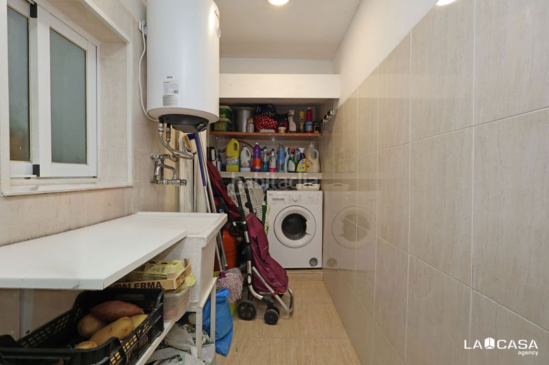 Foto ed134de8-43c8-4548-aa9d-0b3e07bb5bb6. Pis a Can Vidalet Esplugues de Llobregat