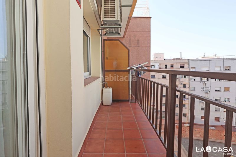 Foto 562db9fc-4541-4f36-8391-1814bc2a17d8. Àtic a Can Vidalet Esplugues de Llobregat