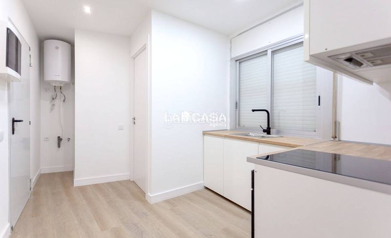 Foto 6cc71db4-6918-4ab8-86b2-c8fbc2a5098b. Local comercial a Vista Alegre Castelldefels