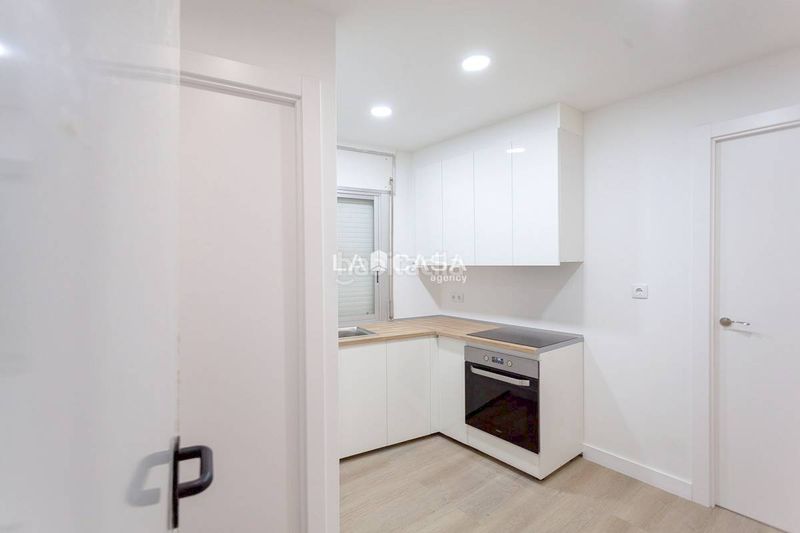 Foto d1d8d531-8966-4eba-9635-2a228794c17b. Local comercial a Vista Alegre Castelldefels