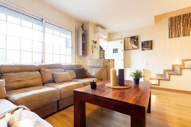 Foto a08f7dfc-4a51-433d-9df3-dbbc6b83e073. Casa adossada a Bellamar Castelldefels