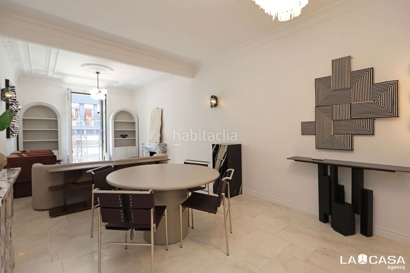 Foto b823b918-13b5-4119-847f-eaec6fb64755. Pis a Raval Barcelona