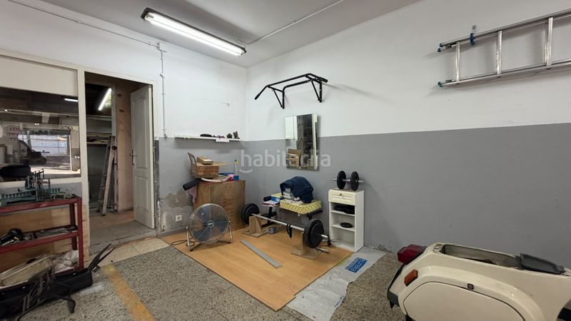 Foto 54e750f4-d427-44ec-a6e7-74a05d0fd8e1. Local comercial a Lloreda Badalona