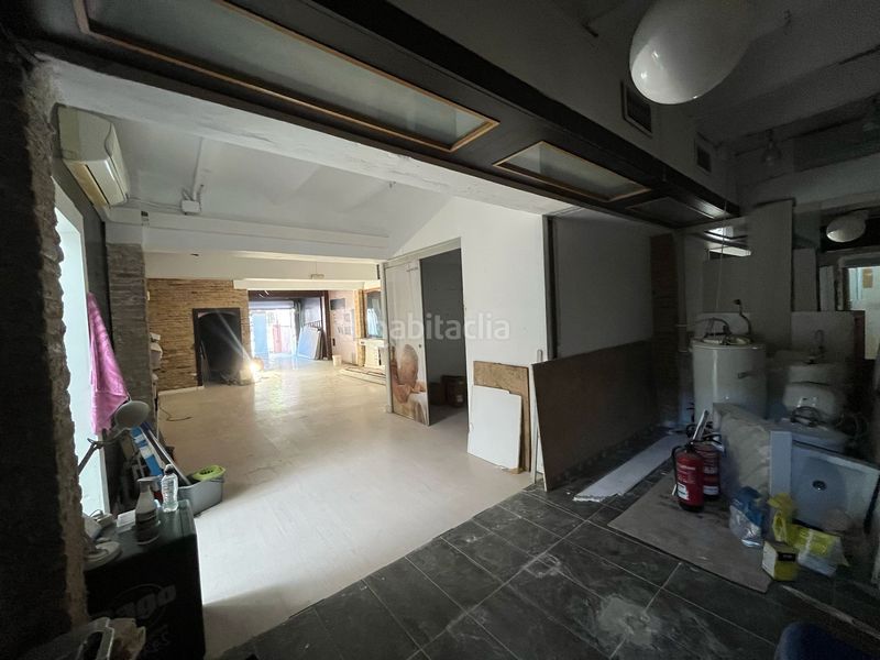 Foto ddfe4dc9-bfed-43e7-b428-e1dceac5e400. Local comercial a La Gavarra Cornellà de Llobregat
