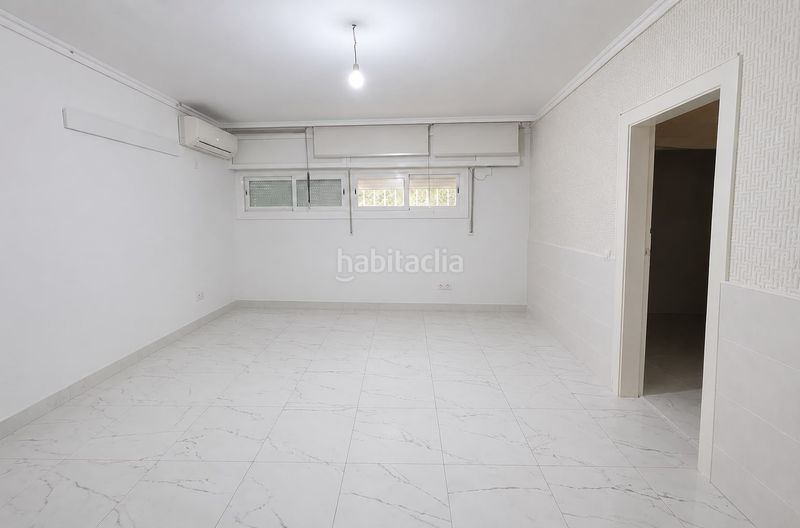 Foto 6c31e248-a411-493f-bf6c-c22c78cdfacf. Planta baja en Passeig Maragall Gavà