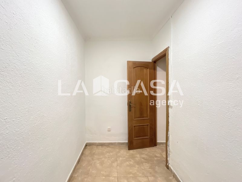 Foto 5b98f843-e0b8-4d2c-8db5-a8fdbfb26172. Pis a La Salut Badalona
