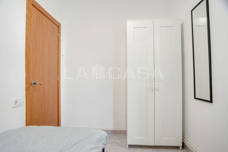 Foto f818738c-d4e5-47a1-a5e7-f9e50e1be54f. Àtic amb calefacció a Provençals del Poblenou Barcelona