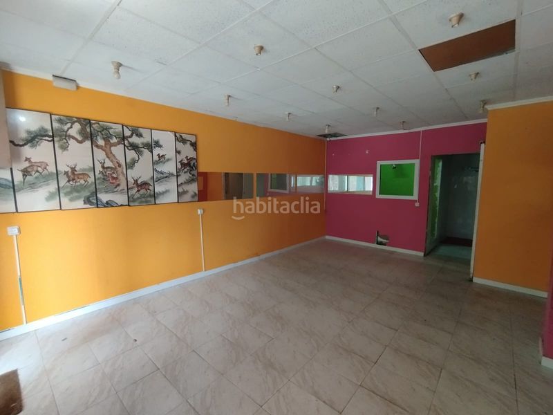Foto 21509448-d564-4357-9857-3a2d3923c5db. Local comercial a Sant Ildefons Cornellà de Llobregat