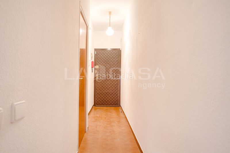 Foto 75048c1a-5ba7-4bf3-8bfc-154418ff5ffb. Piso en Sants Barcelona