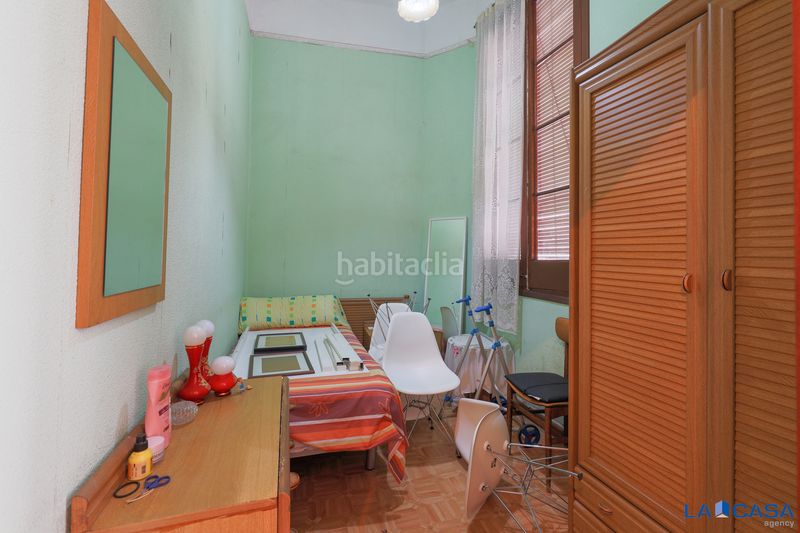 Foto 9d213859-912b-432d-bc3f-66edf134e43c. Piso en Raval Barcelona