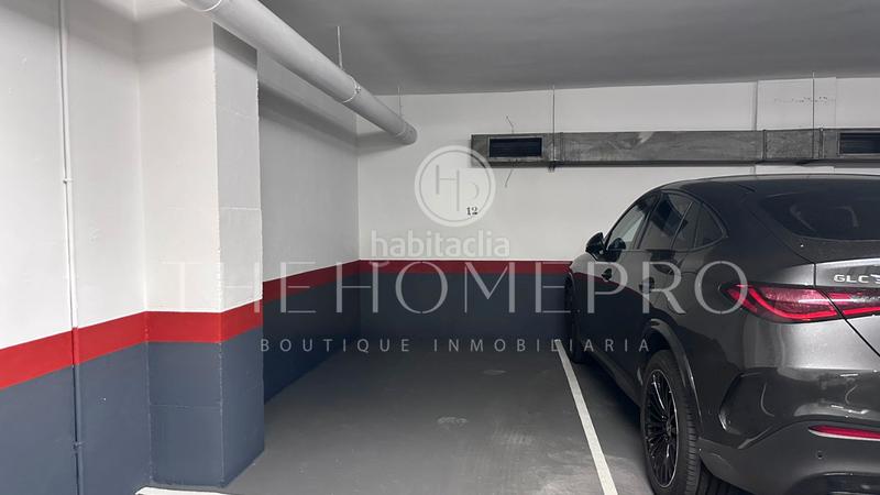 Foto cfc5f5bb-c3a8-419c-8aaa-4647fff960ff. Aparcament cotxe a Provençals del Poblenou Barcelona