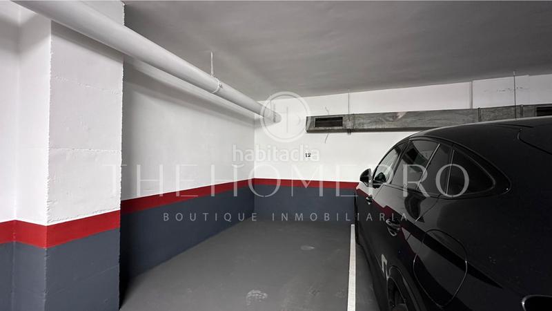 Foto ea0b575a-8062-4aa4-9bea-f3294a1b8942. Aparcament cotxe a Provençals del Poblenou Barcelona