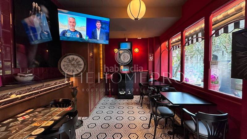 Foto 1256ecef-3df9-4fc1-bfb7-b4f4f25bb993. Umzug geschäftsraum in L´Antiga Esquerra de l´Eixample Barcelona