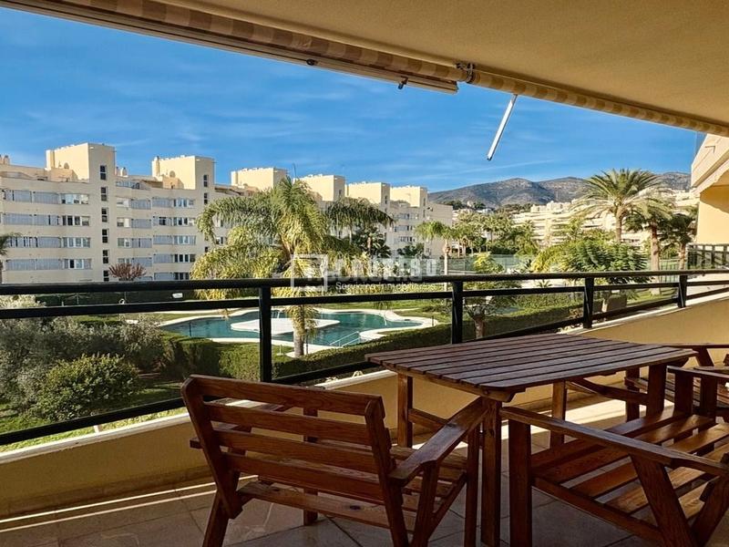 Foto 9e1bdb32-ab29-4508-b405-4d1c0e3c0d63. Appartamento con piscina in Playamar - Benyamina Torremolinos