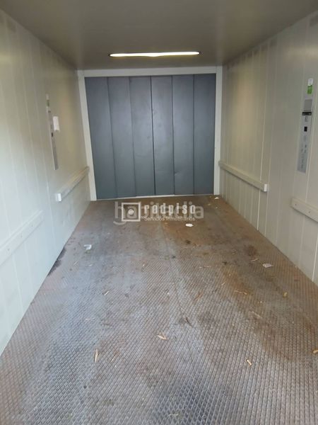 Foto a25c0bcb-11c1-4891-9592-bbb9d6676fd5. Aparcament cotxe a Calvario Torremolinos