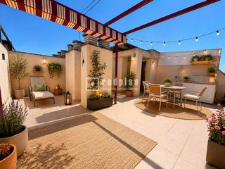 Pis  Montmatre. Exclusivo ático dúplex en torremolinos con terraza de 43m2  plaz