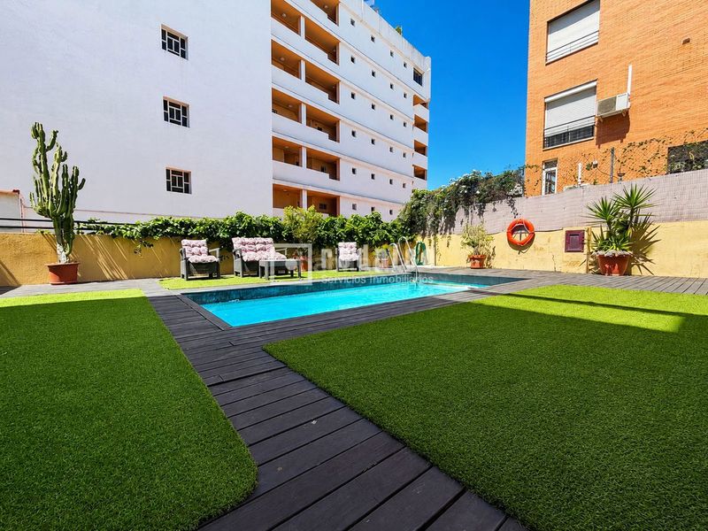 Foto c077033f-9f1e-4fae-8684-f8dc47a05ff5. Àtic amb aparcament piscina a Calvario Torremolinos