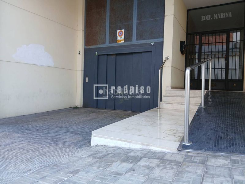 Foto d3820b78-373e-4803-a4f3-40550178439f. Aparcament cotxe a Calvario Torremolinos