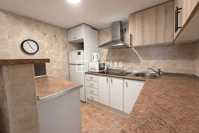 Foto f1421e76-9ef9-4e4f-8240-dc718f62a787. Pis a Ayuntamiento Torremolinos