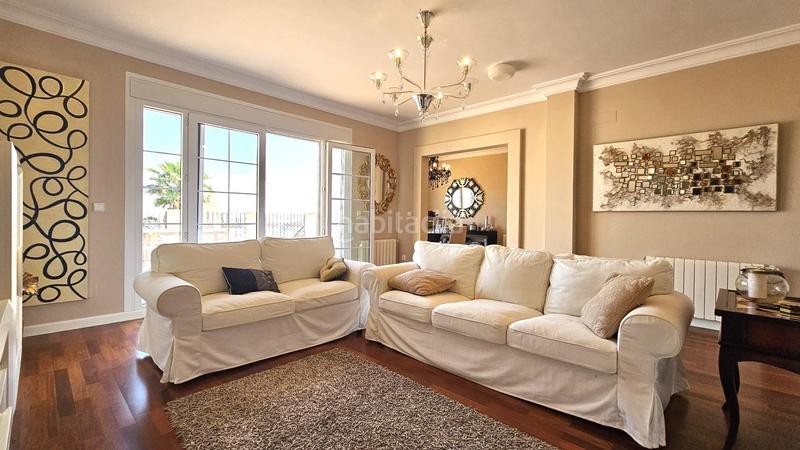 Foto 34009a42-375f-4a3c-96a4-7ad83466fa4f. Casa aparellada amb calefacció aparcament piscina a Cartagena