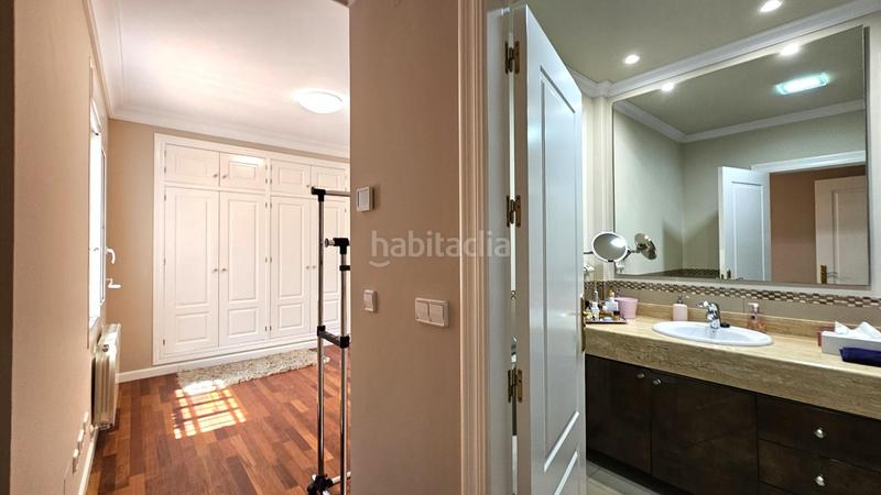 Foto 8e23b73d-d551-4b5f-880d-4edf8dea39e2. Casa aparellada amb calefacció aparcament piscina a Cartagena