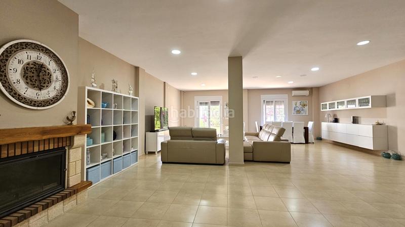 Foto 9f9811f9-068d-44f4-9309-ac5d93bae2bf. Casa aparellada amb calefacció aparcament piscina a Cartagena