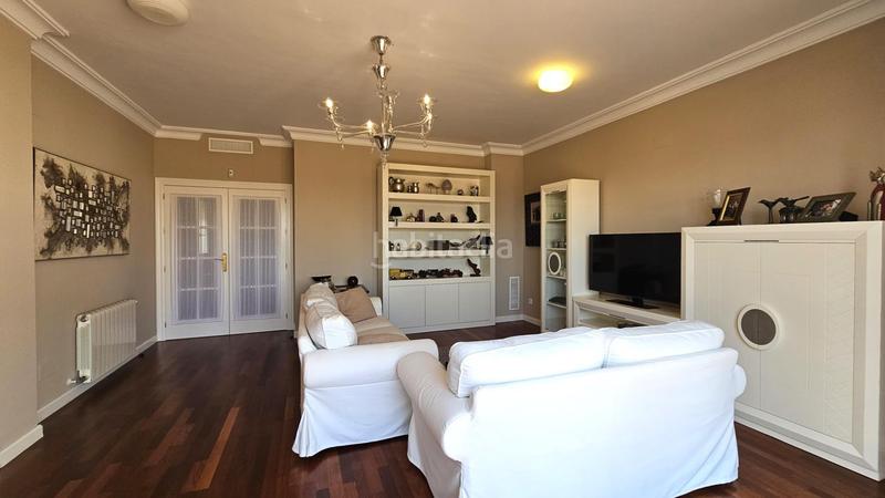 Foto d3fe0e6d-0bc9-4228-8004-834be0c8cfe4. Casa aparellada amb calefacció aparcament piscina a Cartagena