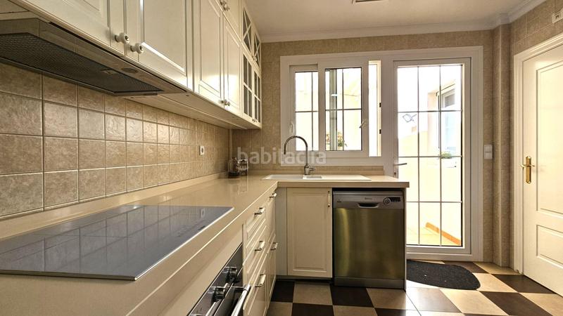 Foto de6cd1f5-af33-4c2e-80da-37ac92a68d1d. Casa aparellada amb calefacció aparcament piscina a Cartagena