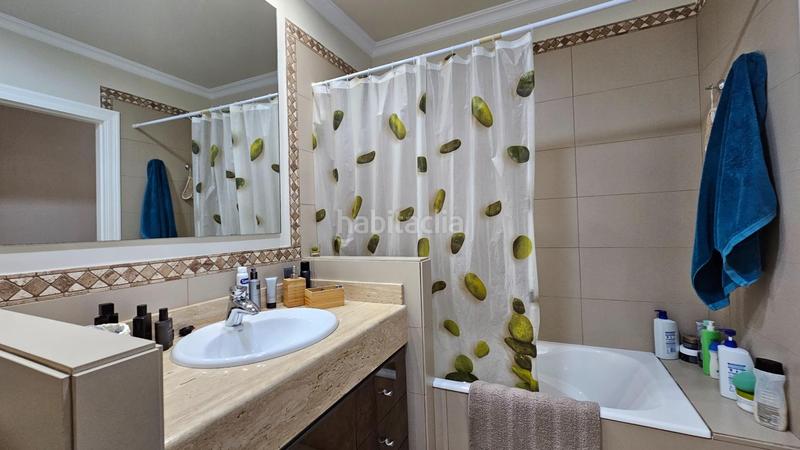 Foto f859ccf3-c10c-47a0-b102-c2950fc77491. Casa aparellada amb calefacció aparcament piscina a Cartagena