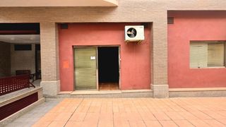 Local Comercial a Calle paz de belgrado. Fantástico bajo comercial en jose maria la puerta