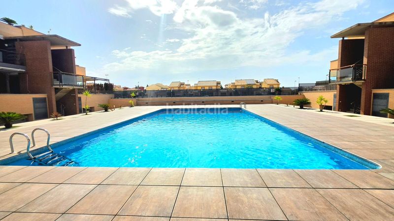 Foto 2bdbca34-dcaa-4a24-b74c-7d9efc918507. Àtic amb aparcament piscina a San Javier San Javier