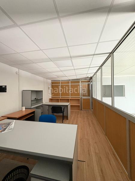 Foto 8695c409-b66b-4be9-ab08-0f72e654885b. Bâtiment à usage industriel avec chauffage dans Carmona